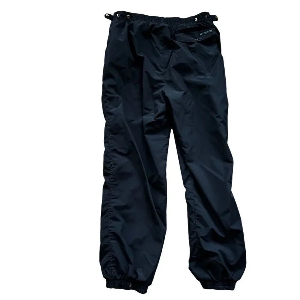 Columbia Black Ski Pants.  Size XXL (see measurements in pics). Great Condition!